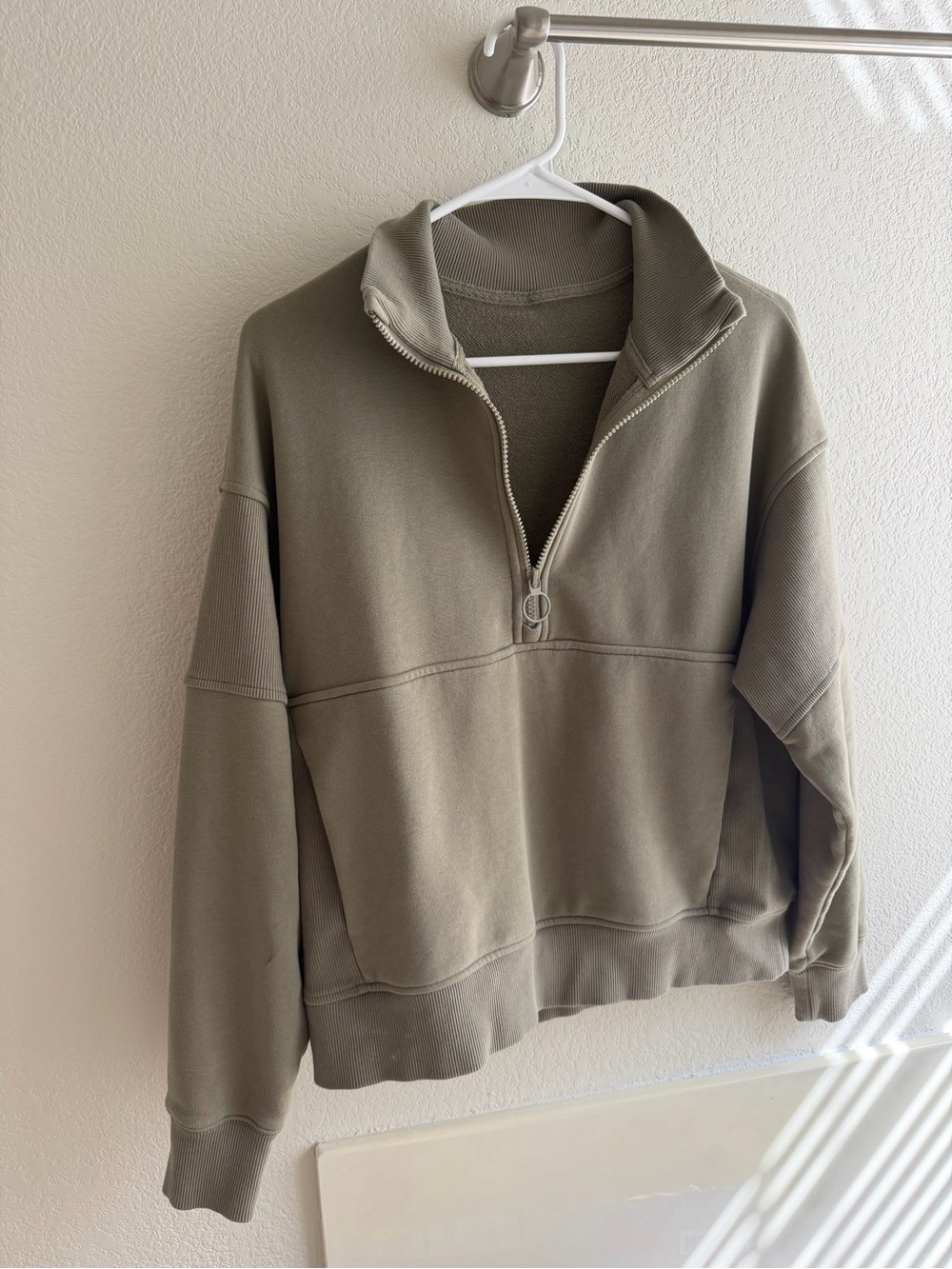 Vuori Sedona Half-Zip Rib Pullover - Olive Green-  small (pull tag removed) - Picture 2 of 7